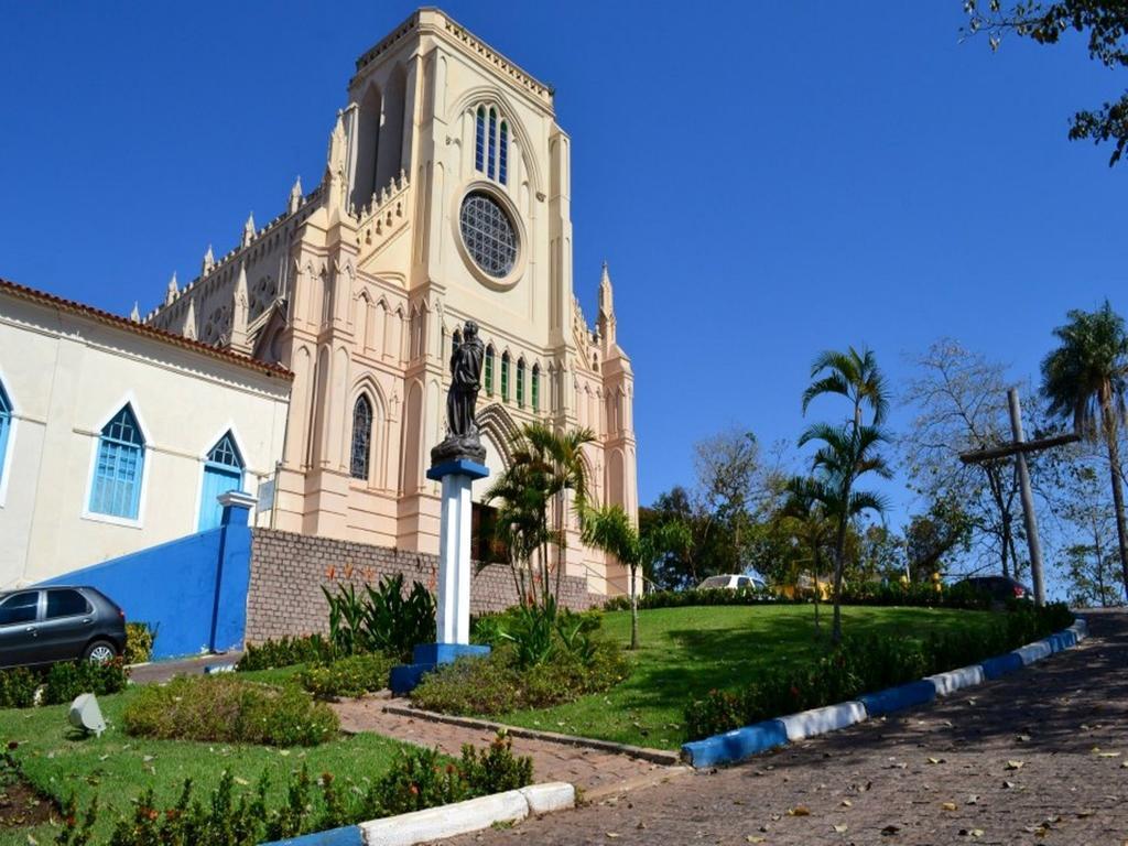 Hotel Pousada And Safari Cuiabá Exterior photo
